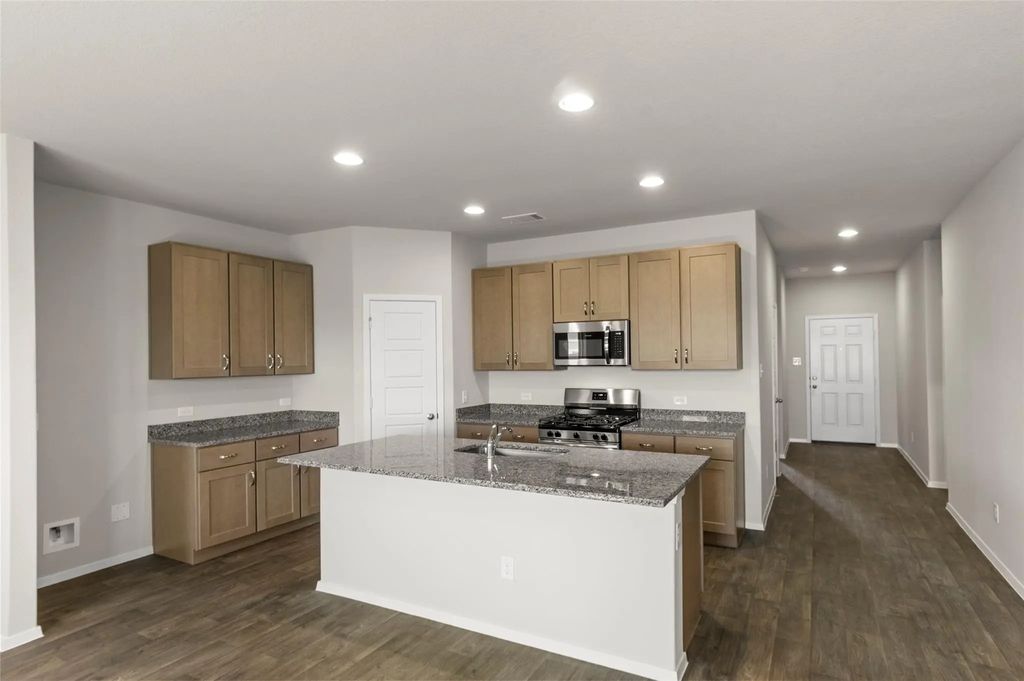 4522 Blue Mountain Laurel Street, Pinehurst