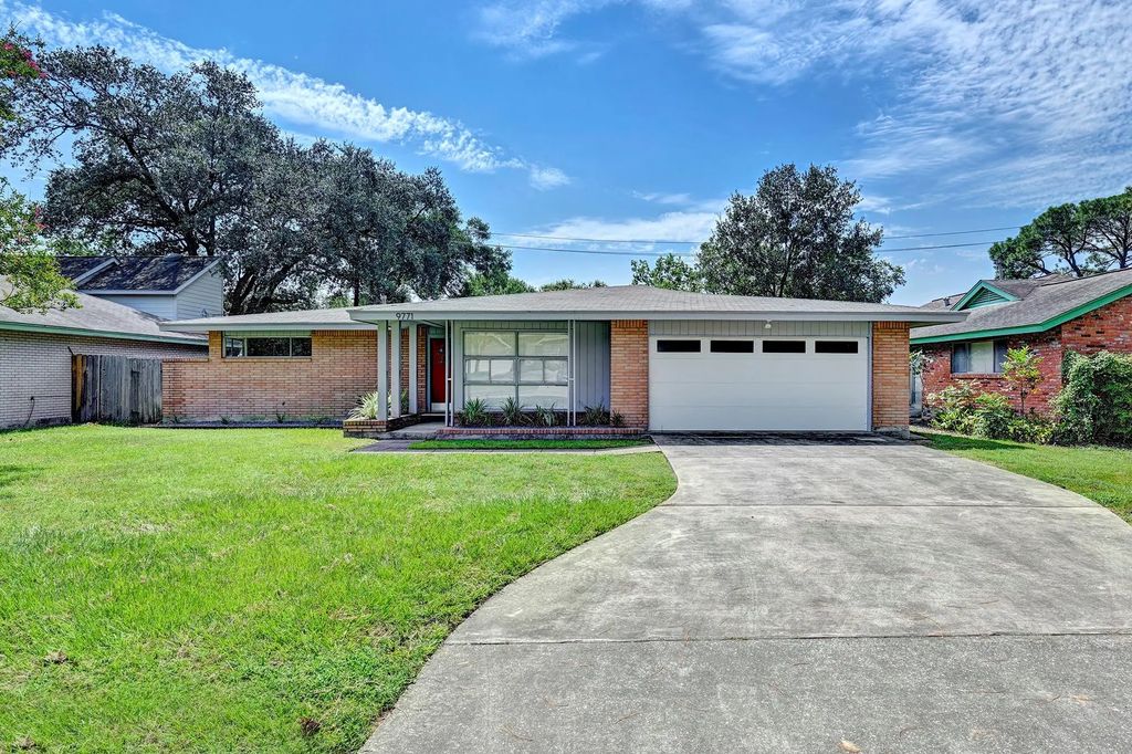 9771 Westview Drive, Houston