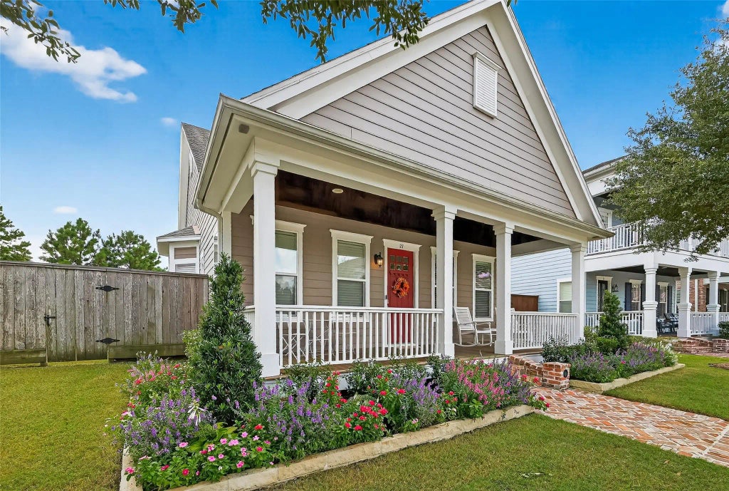 27 Red Harper Drive, Spring