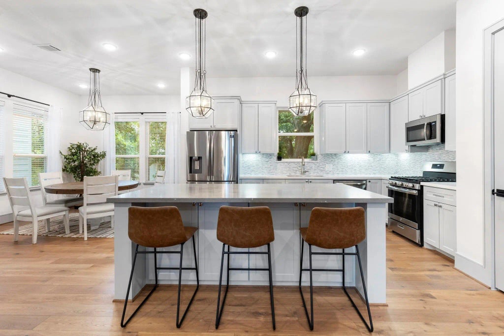 846 Wakefield Drive B, Houston