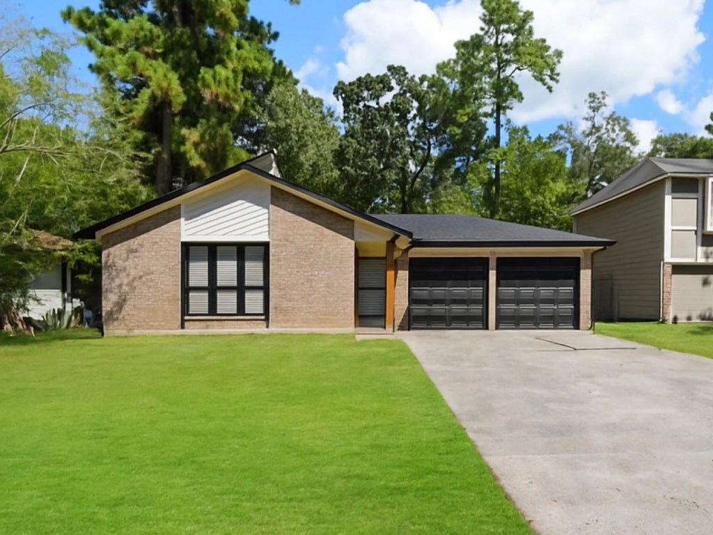 23 Summer Crest Circle, The Woodlands