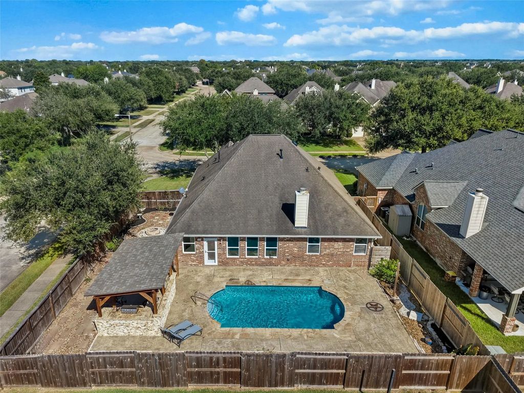 2201 Lilyglen Court Court, League City