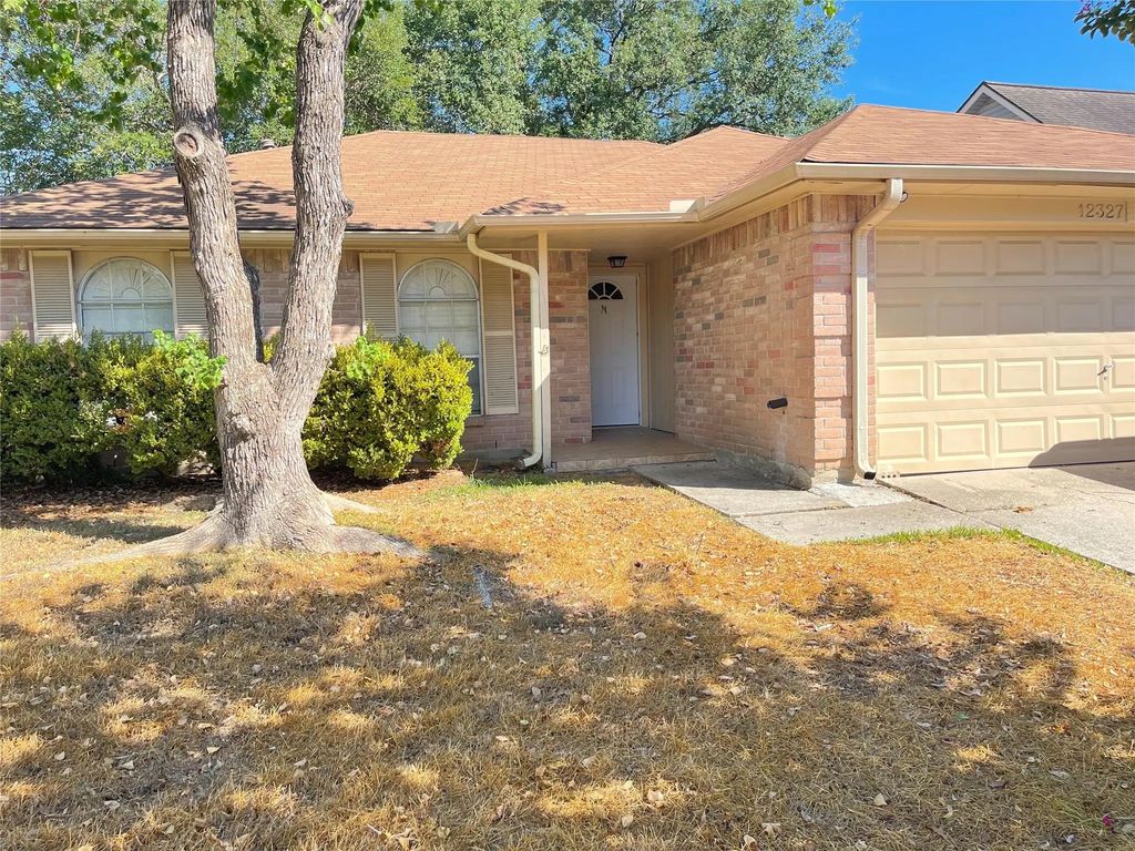 12327 White River Drive, Tomball