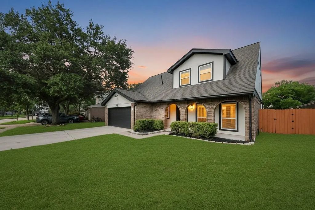 3234 Pebble Lake Drive, Sugar Land
