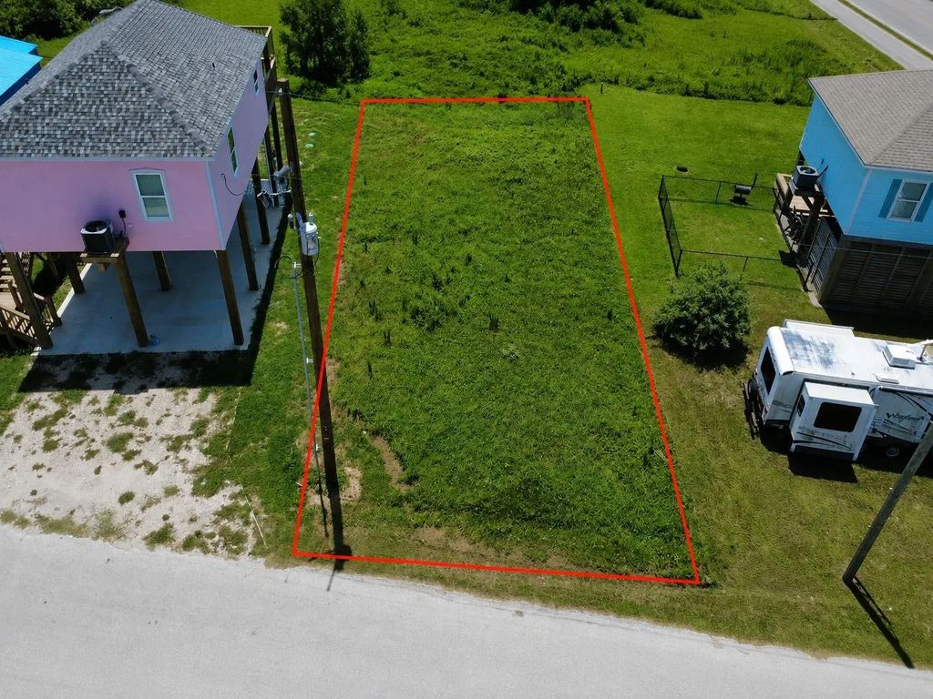 1768 Croaker Lane, Crystal Beach