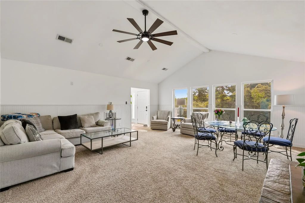 2301 S Kemah Drive S, Kemah