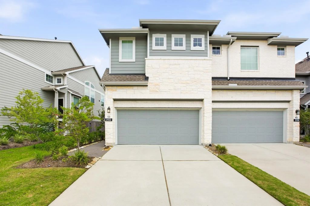 21122 Medina River Drive, Cypress