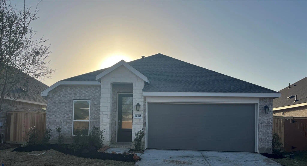 5214 Lake Trout Lane, Baytown