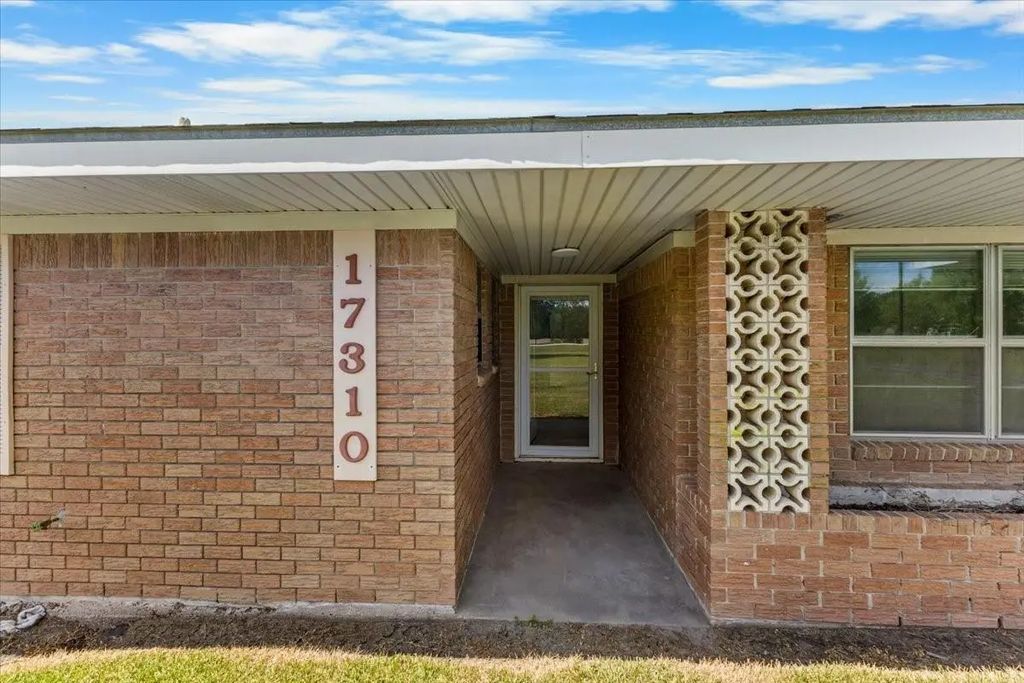 17310 Wellborne Road, Pearland