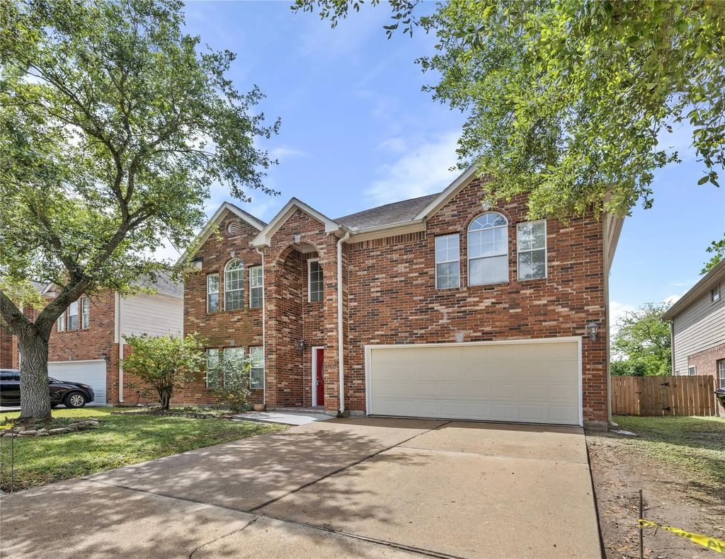 2106 Hawks Road, Missouri City