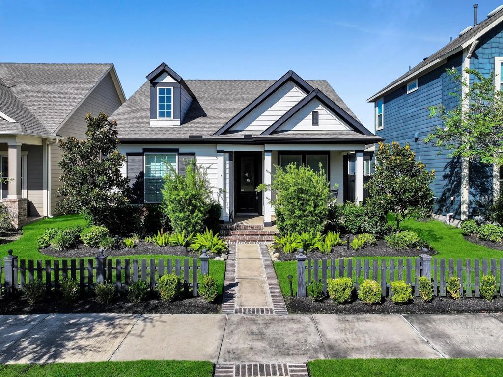 18422 Central Creek Drive, Cypress