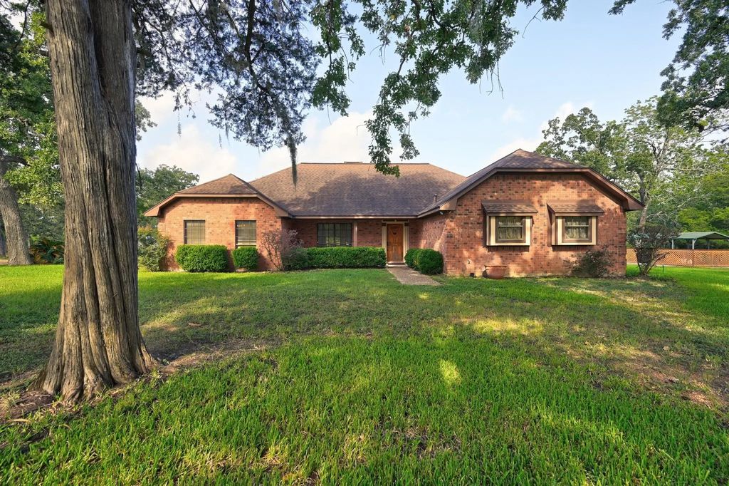 1689 Fm 1456 Road, Bellville