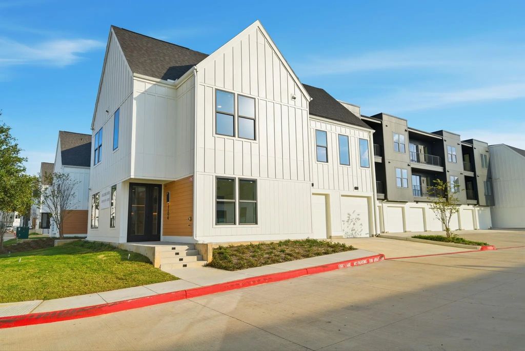 1941 Sawdust Road 3101, The Woodlands