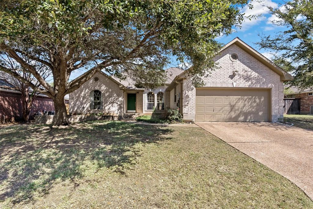 2920 Mirrormere Circle, Bryan