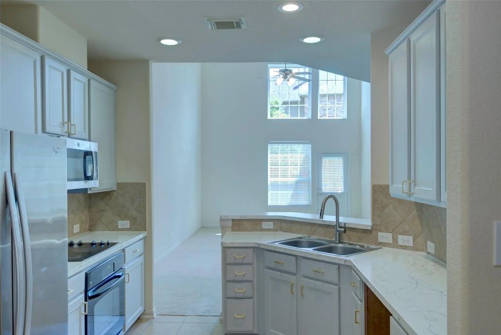 1139 Glenwood Canyon Lane, Houston