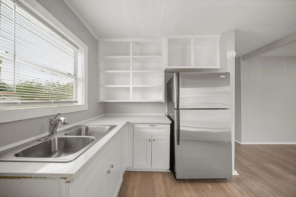 1723 W 5th Street, Freeport