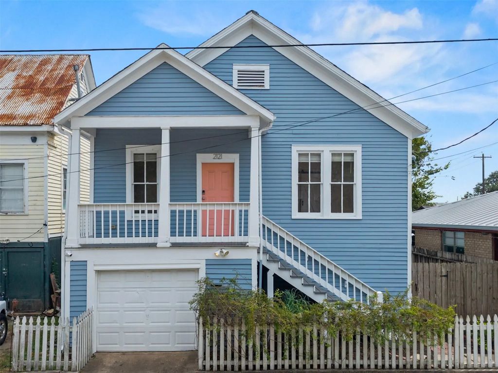 2121 Ursuline Street, Galveston