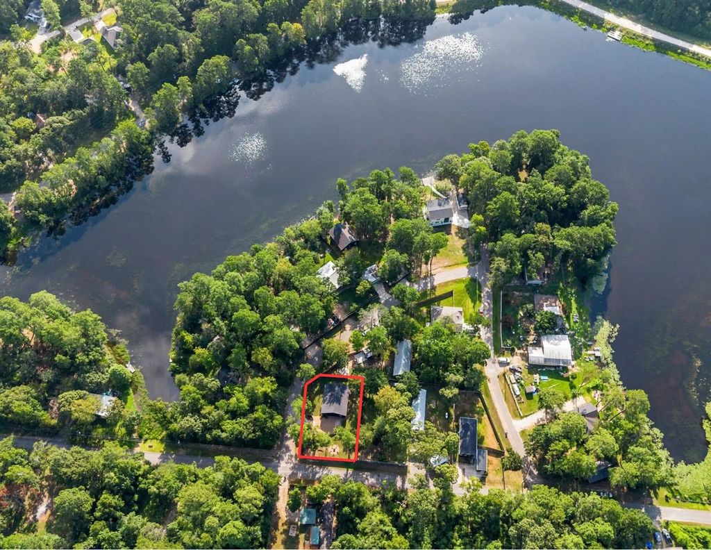 20865 Dogwood Lane, Montgomery