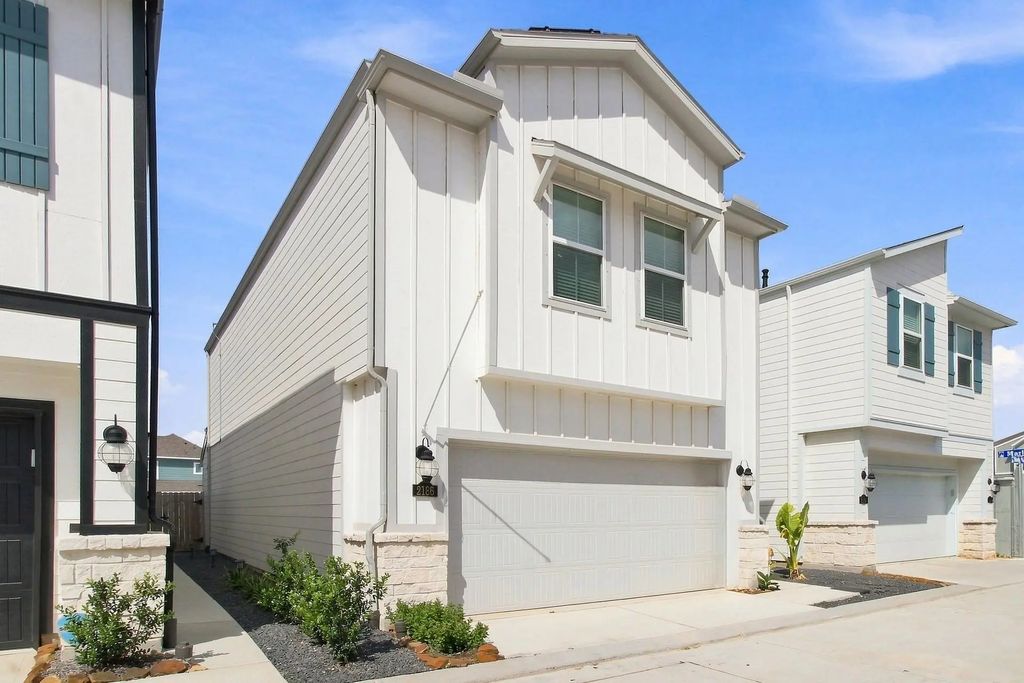 2186 Shady Pier Drive, Kemah