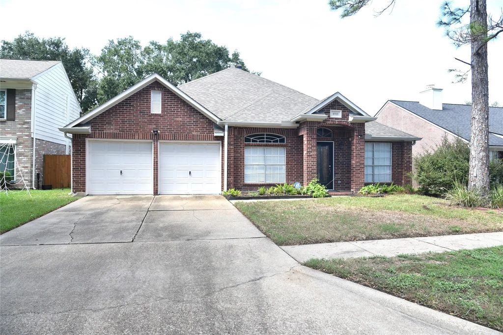 5723 Parryville Drive, Houston