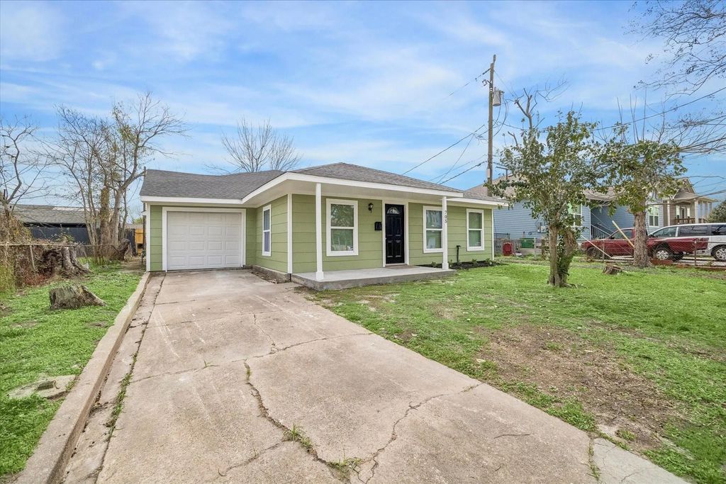705 Westshire Drive, Houston