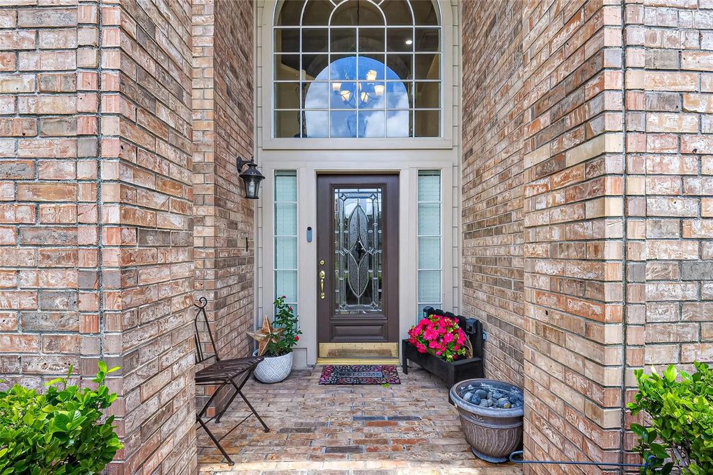 2419 Bay Hill Drive, Baytown