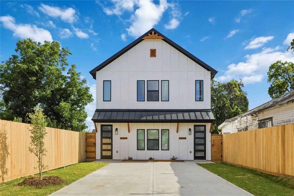 3211 Market Street A, Houston
