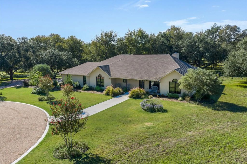 2015 W Guenther Lane, La Grange