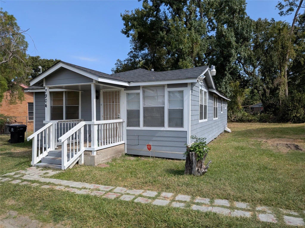 7904 Hoffman Street, Houston