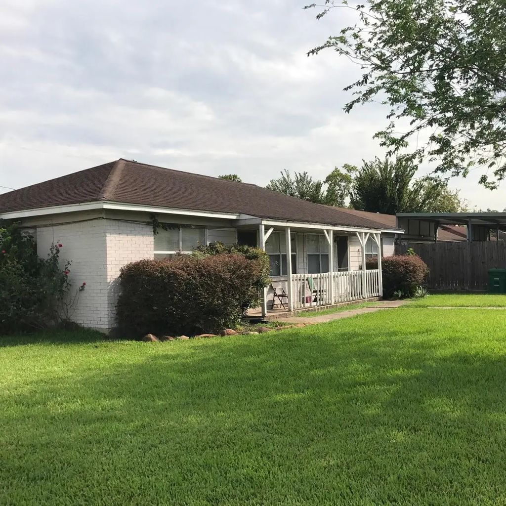 9425 Scott Street 37, Houston
