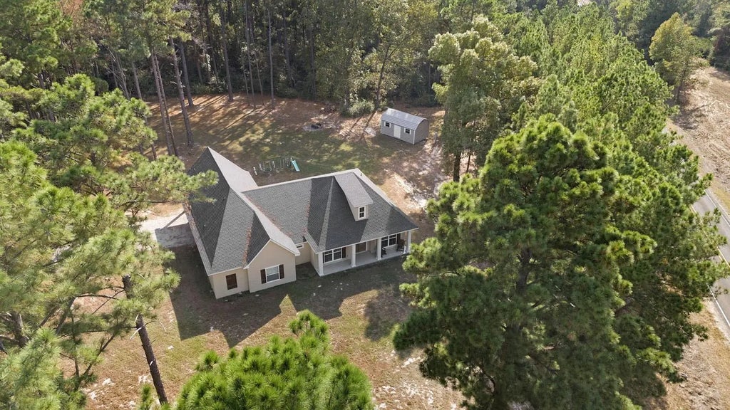 132 County Road 2195, Grapeland