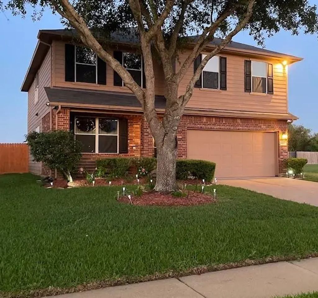 4611 Monarch Blue Lane, Fresno