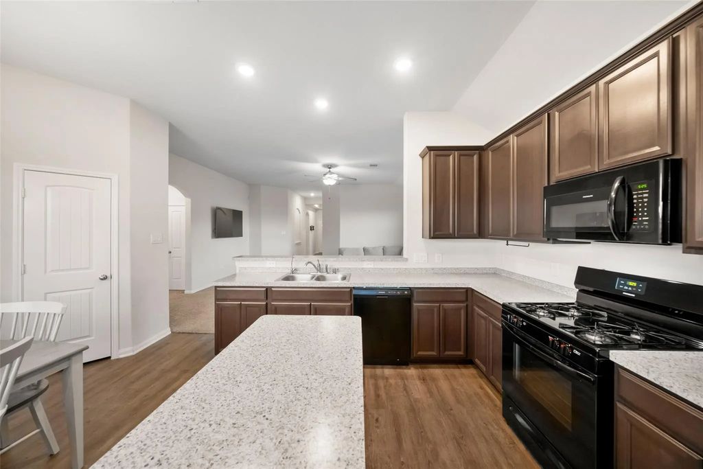 14156 Kamilia Road, Conroe