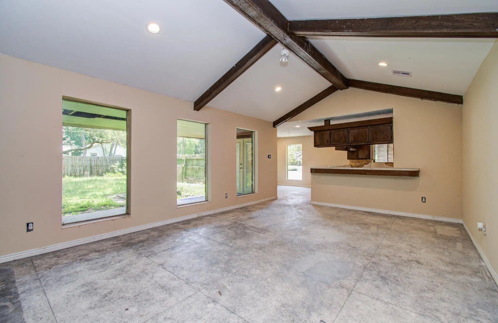 1002 Warwick Street, Eagle Lake