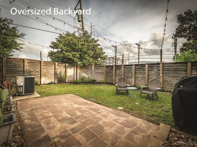 1258 Sampson Street, Houston