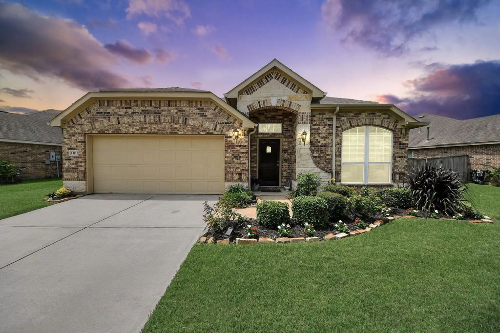 13715 Madera Bend Lane, Rosharon