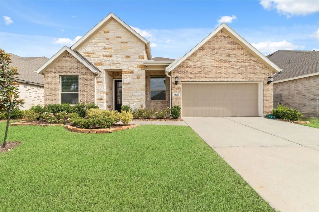 18055 Brennie Bird Lane, Conroe