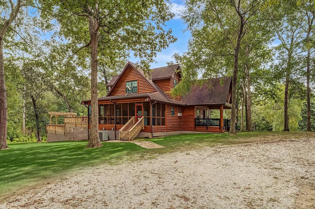 1477 County Road 2328, Dayton