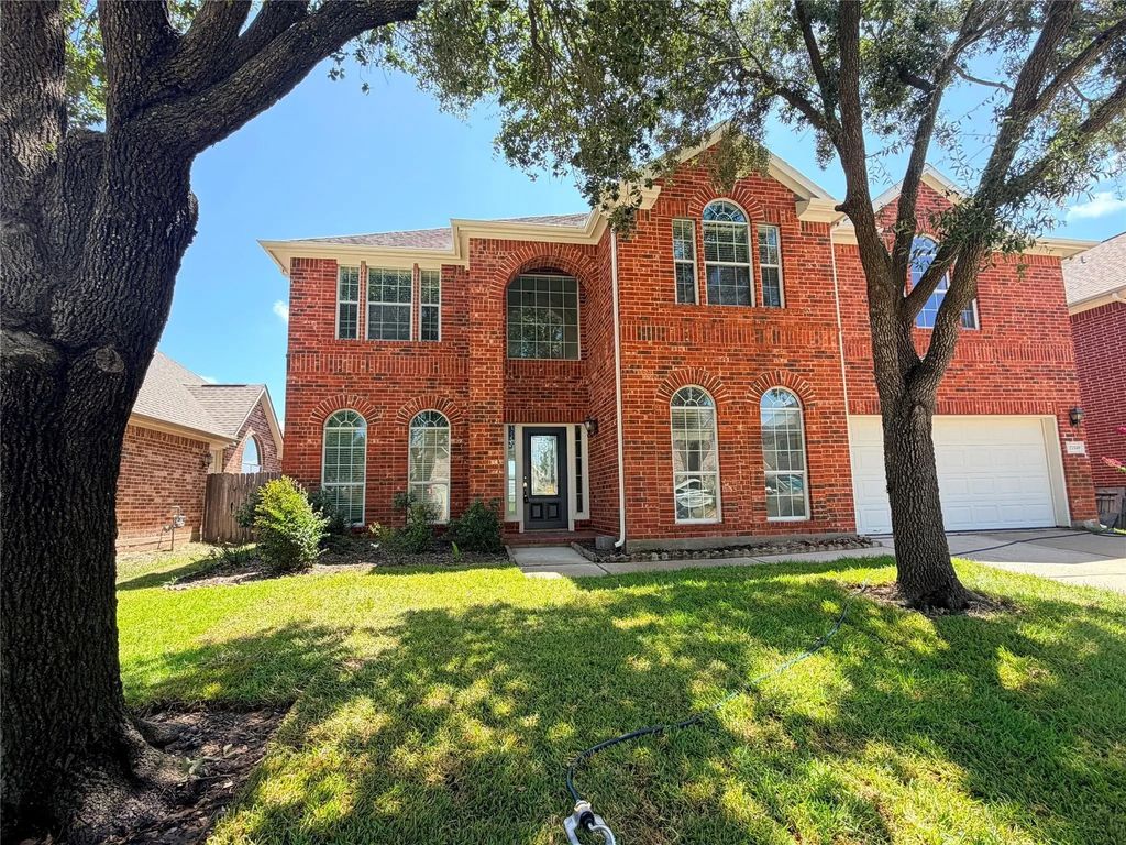 22110 Bridgestone Pine Court, Spring