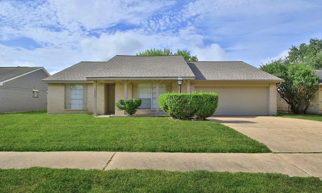 18023 Garden Manor Drive, Houston