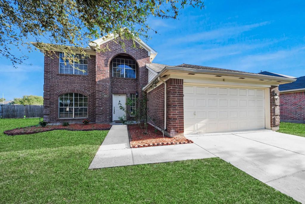 4805 E Columbary Drive, Rosenberg