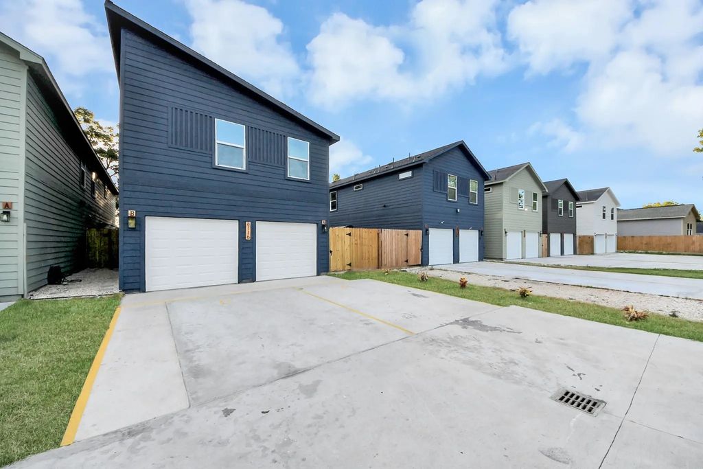8116 De Priest Street B, Houston