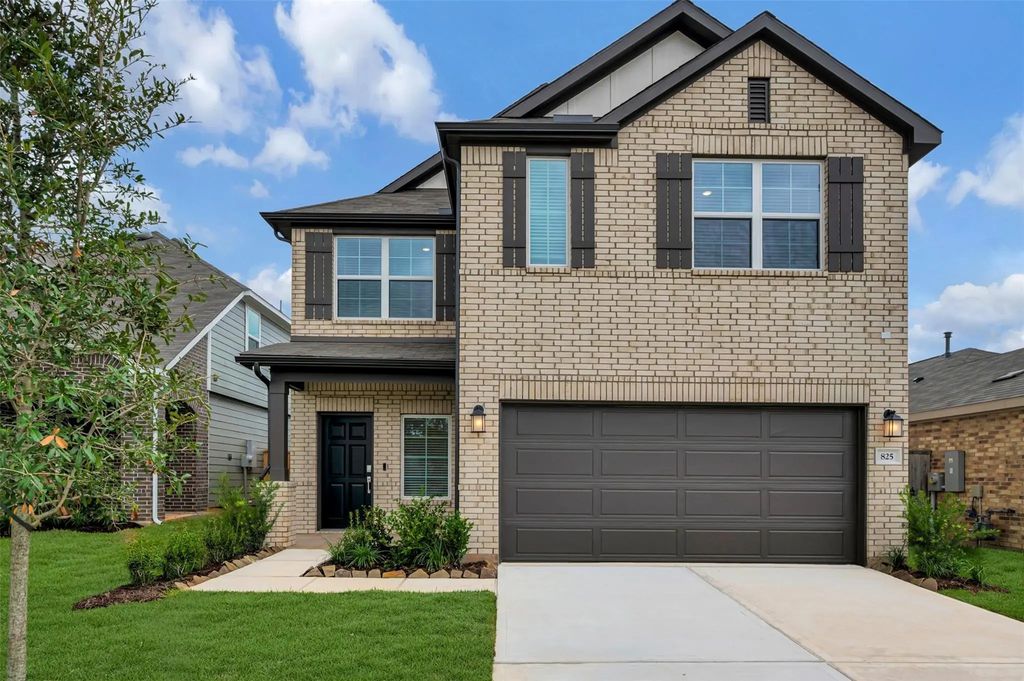 825 Village Brook Drive, Willis