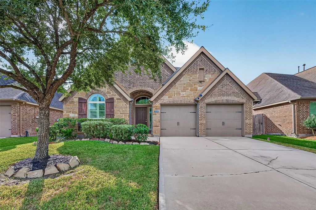 2608 Mountain Sage Drive, Pearland