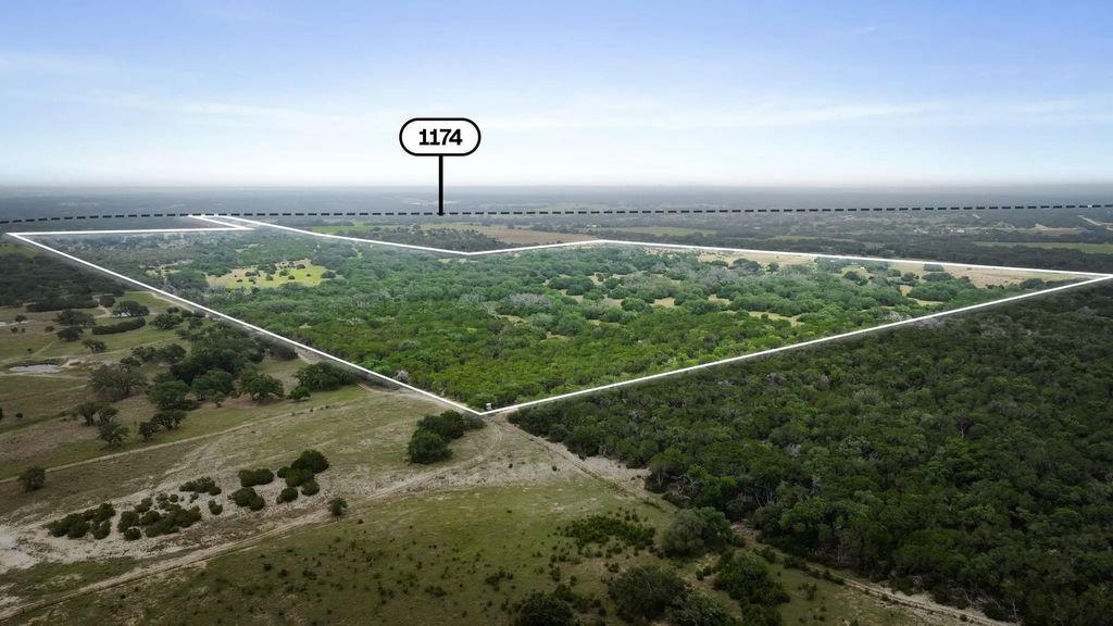 428 County Road 326a, Bertram