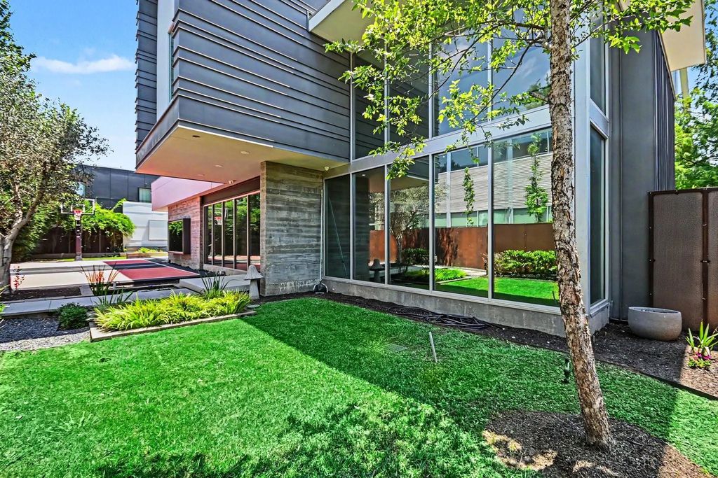 1819 Southmore Boulevard, Houston
