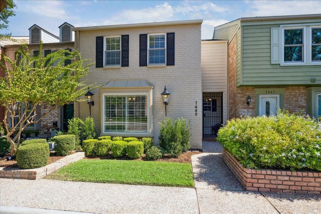 7445 Brompton Street, Houston