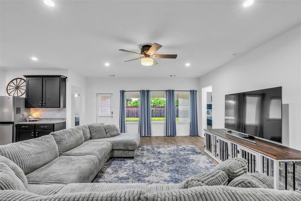 3906 Windstone Glen Way, Richmond