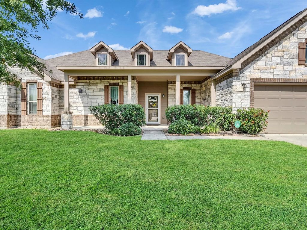 6264 Rolling Hills Road, Conroe