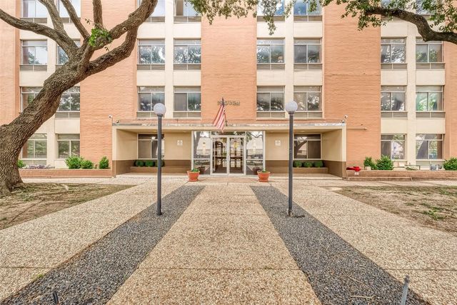 7520 Hornwood Drive 906, Houston